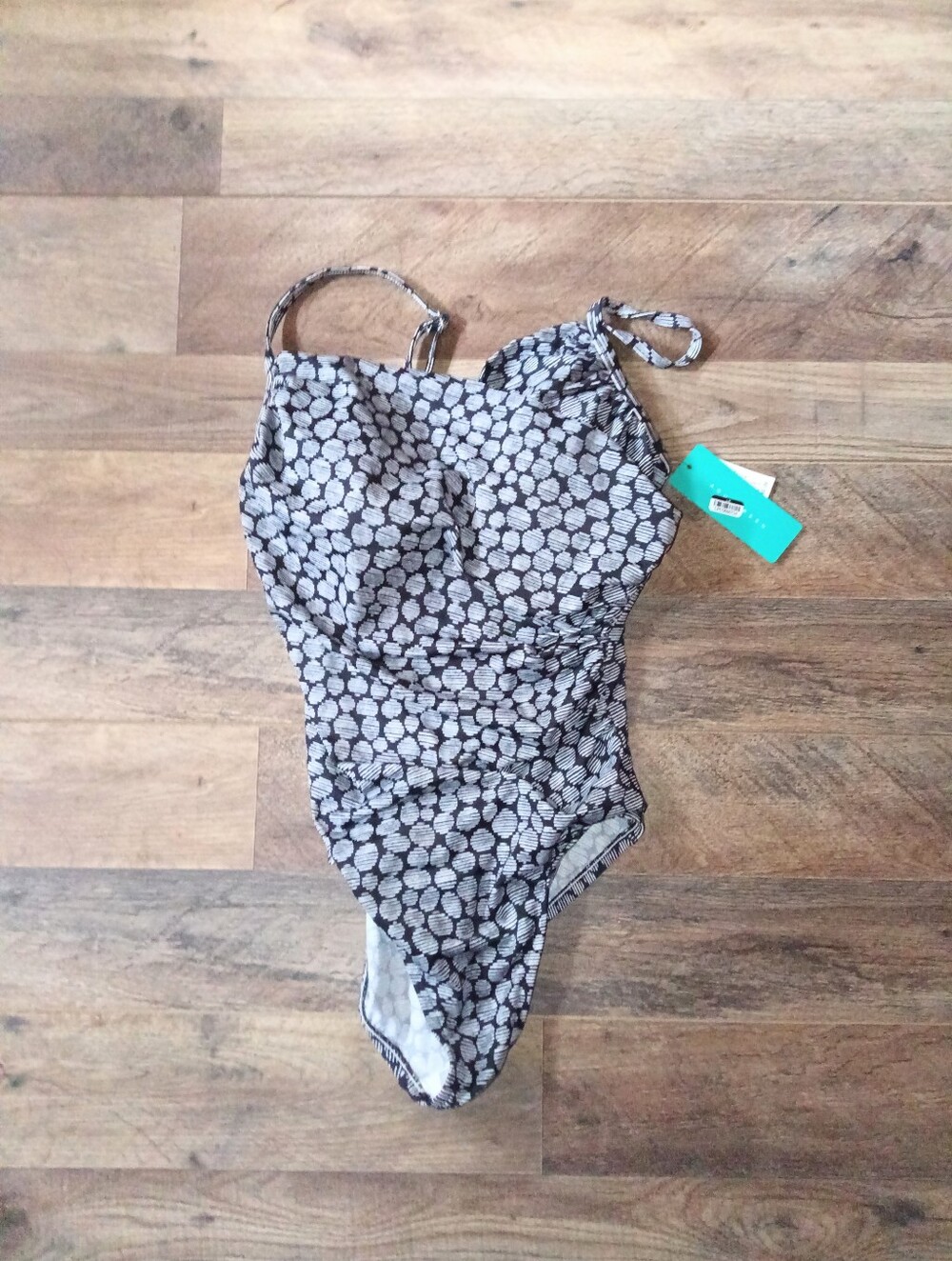 Twist-Front One Piece Swimsuit Womens Size M NWT UPF 50+ Gray White Dot